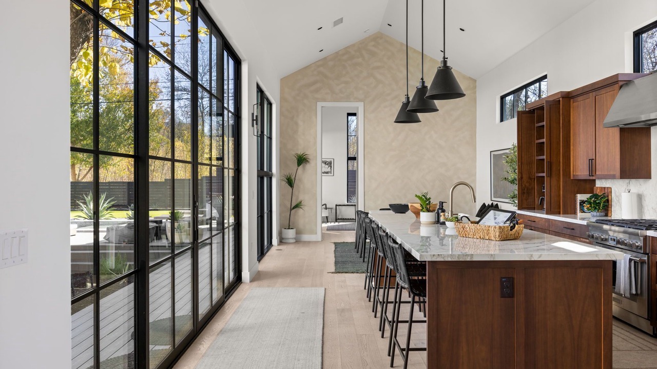 Photo of Kitchen in Greater South River City