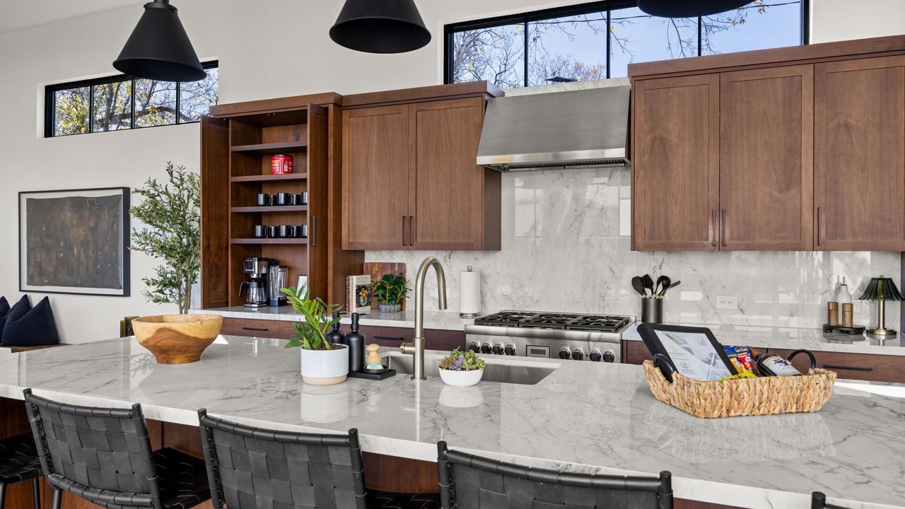 Photo of Kitchen in Greater South River City