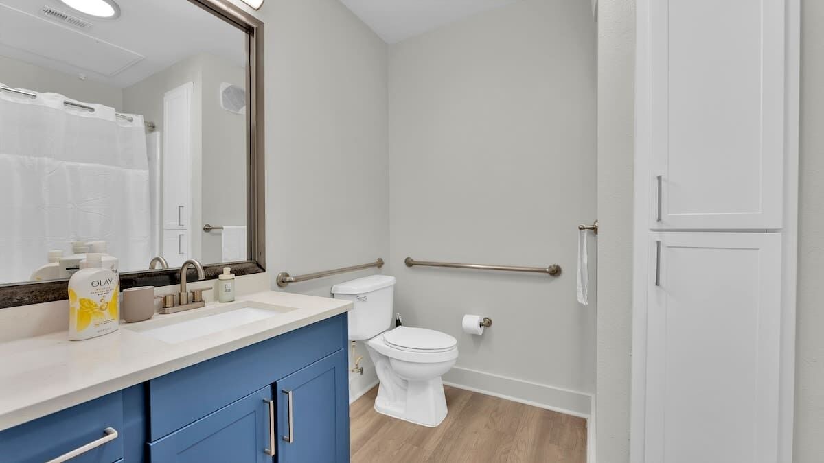 Photo of Bathroom in Deep Ellum