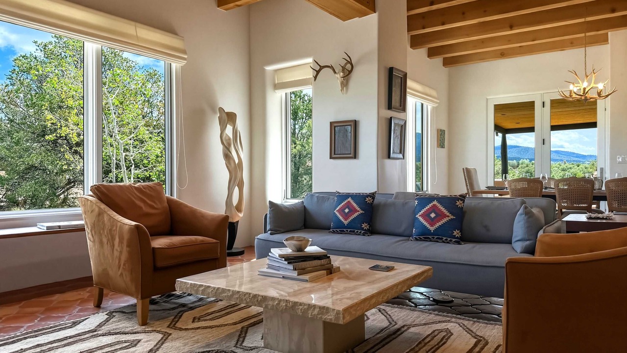 Photo of Livingroom in Northeast Santa Fe