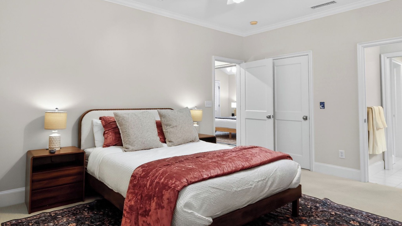 Photo of Bedroom in Park Cities