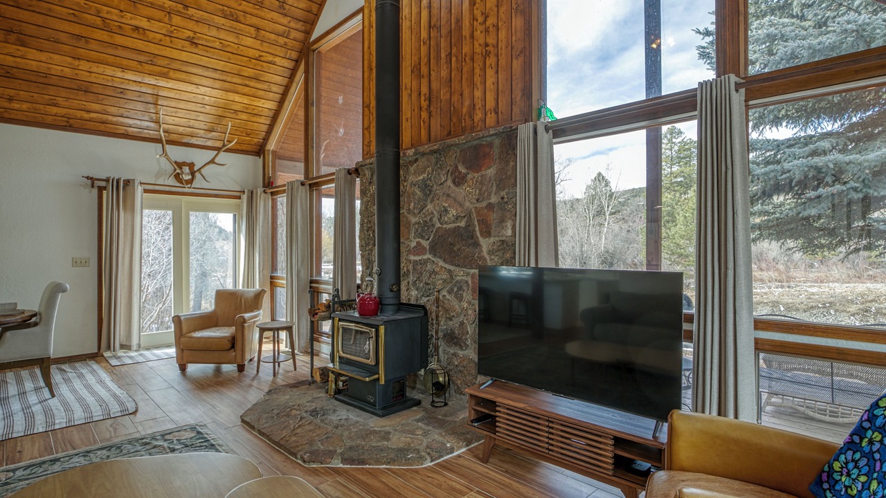 Photo of Livingroom in San Juan River Village
