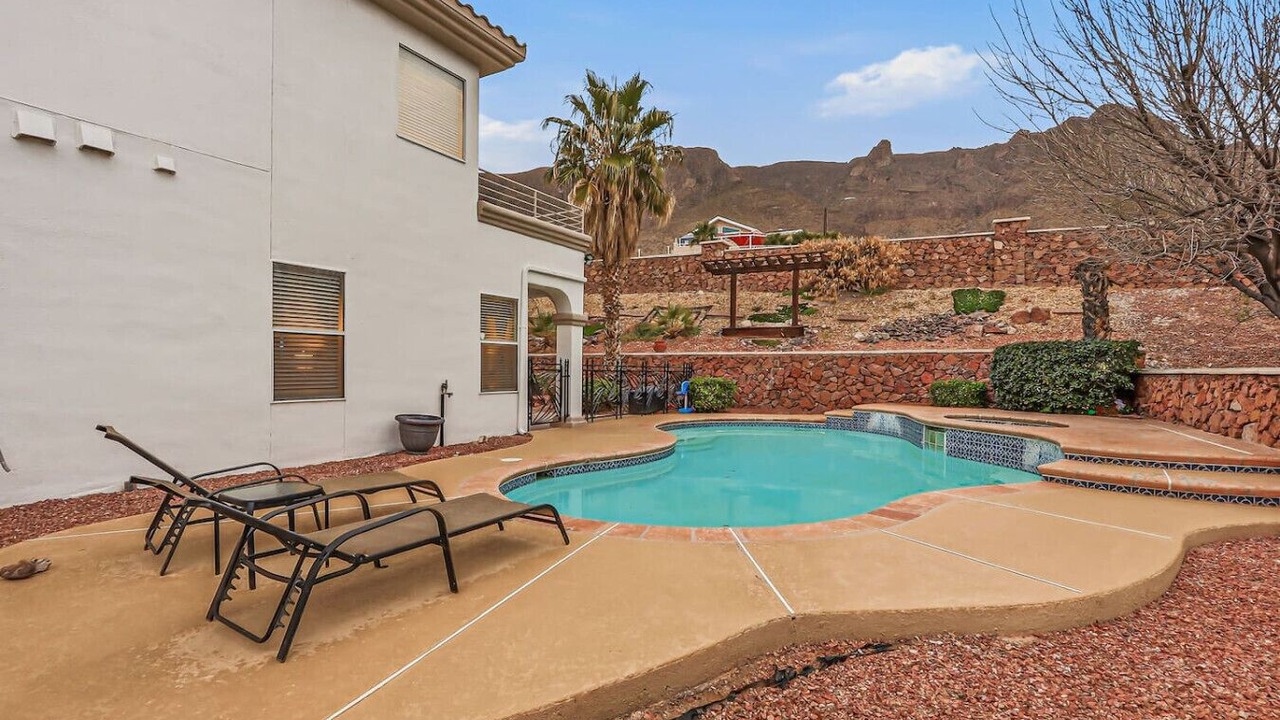 Photo of Outdoor in Festival Hills
