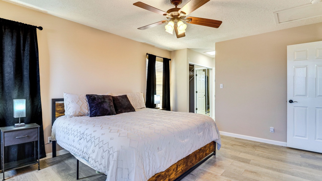 Photo of Bedroom in Rio Rancho