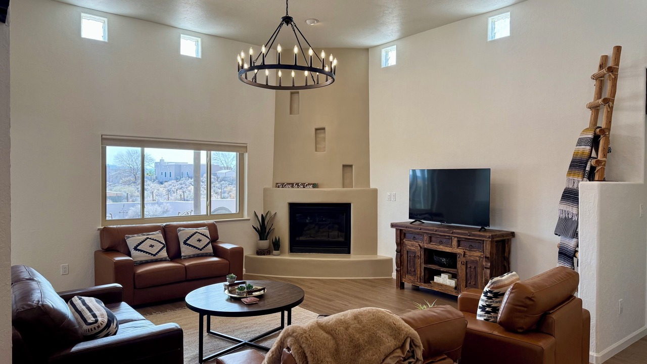 Photo of Livingroom in Rio Rancho
