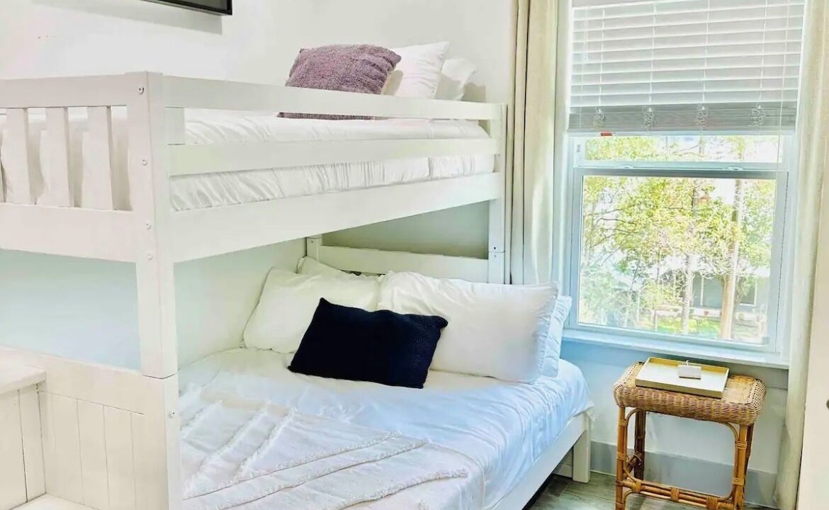 Photo of Bedroom in Onalaska