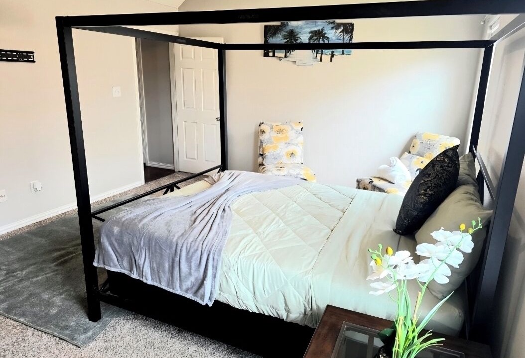 Photo of Bedroom in Royse City