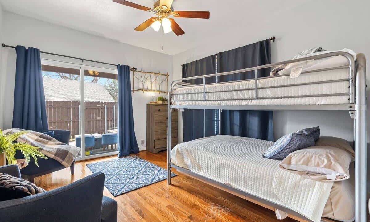 Photo of Bedroom in Arlington Heights