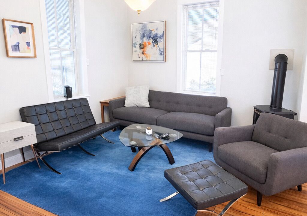Photo of Livingroom in South Broadway