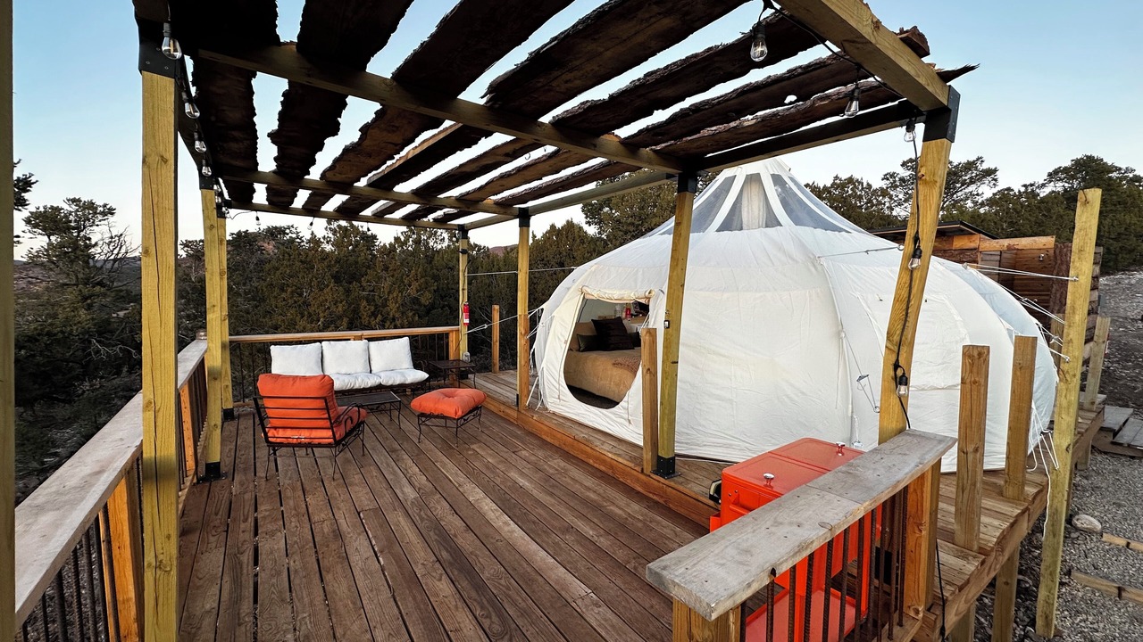 Photo of Patio Balcony in High Rolls Mountain Park
