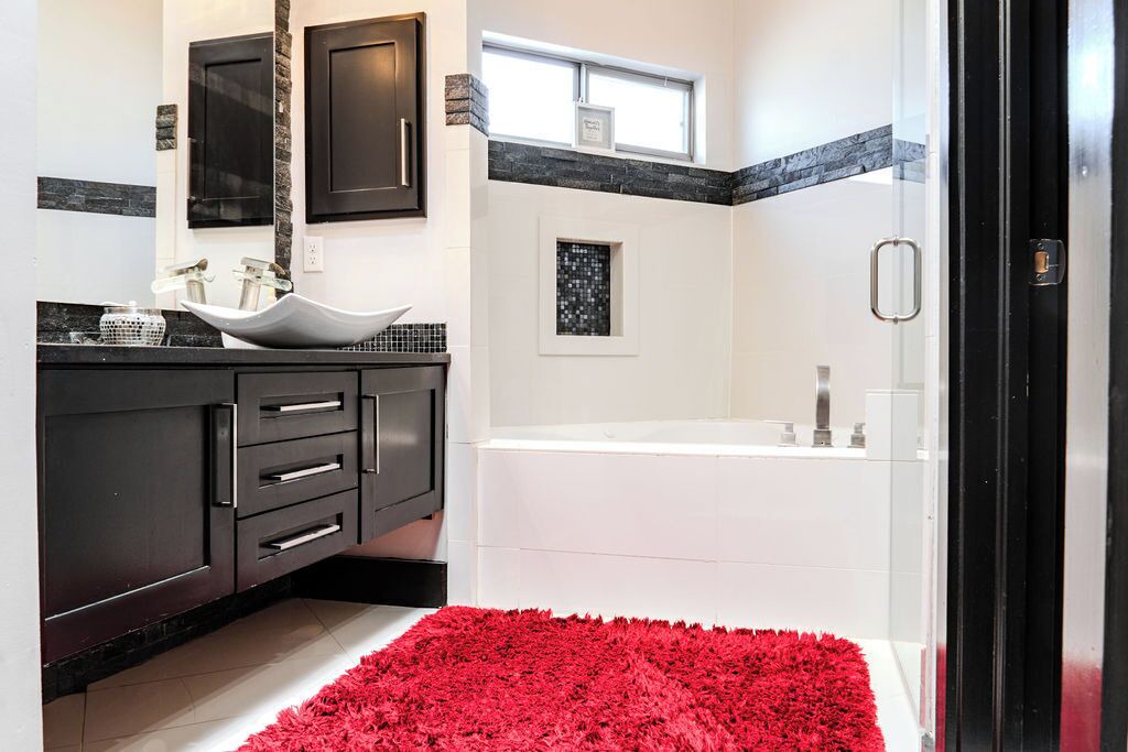 Photo of Bathroom in Northeast El Paso