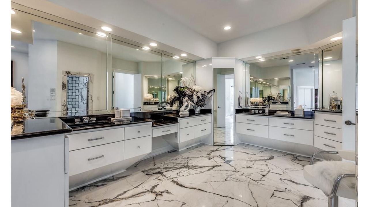 Photo of Bathroom in North Arlington