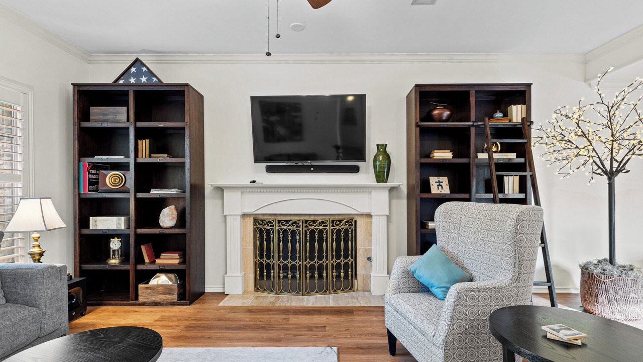 Photo of Livingroom in Far North Dallas