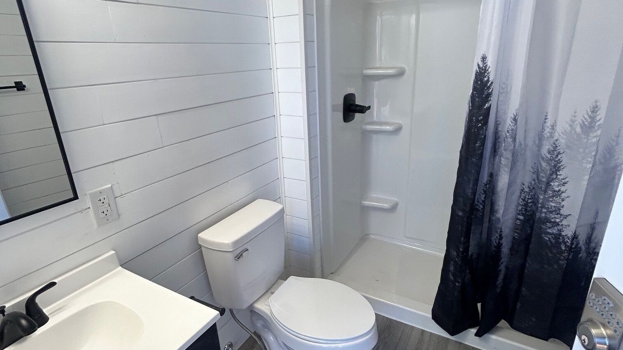 Photo of Bathroom in McIntosh