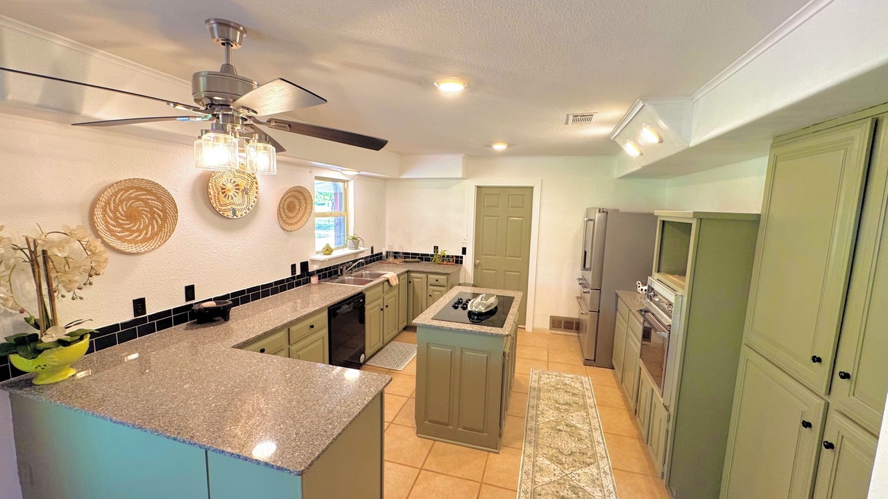 Photo of Kitchen in Azle
