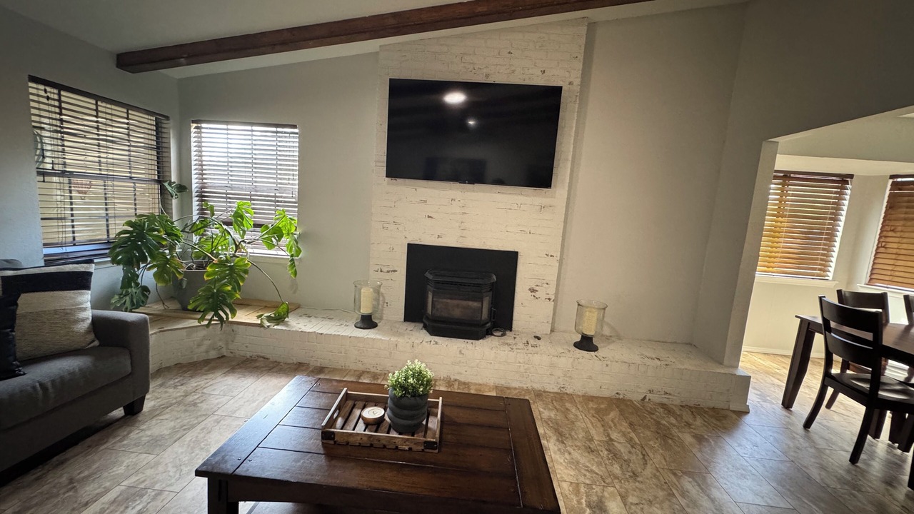 Photo of Livingroom in Taylor Ranch