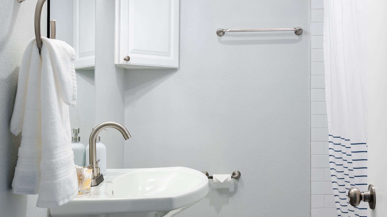 Photo of Bathroom in Highland Park West
