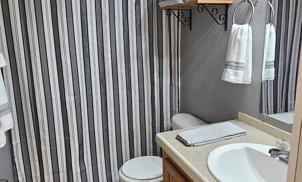 Photo of Bathroom in Navasota