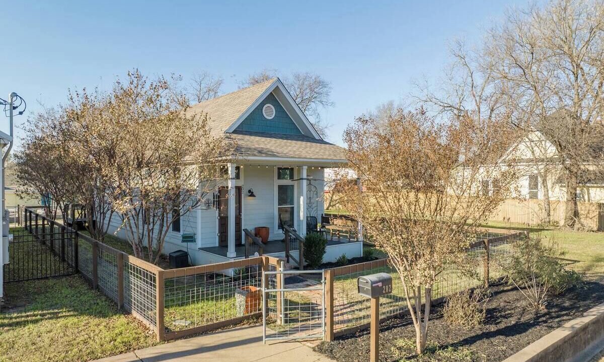 Photo of Outdoor in East Riverside
