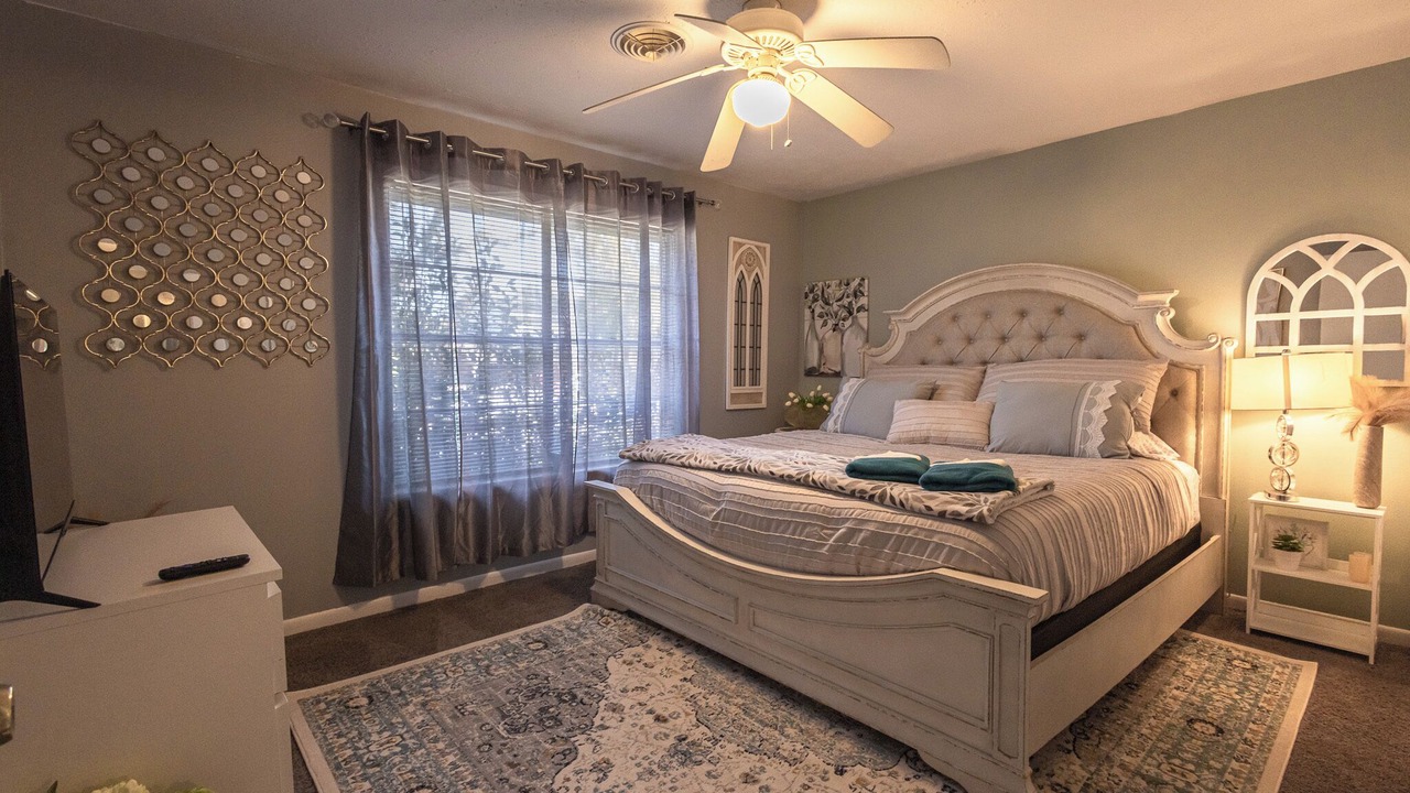 Photo of Bedroom in College Station