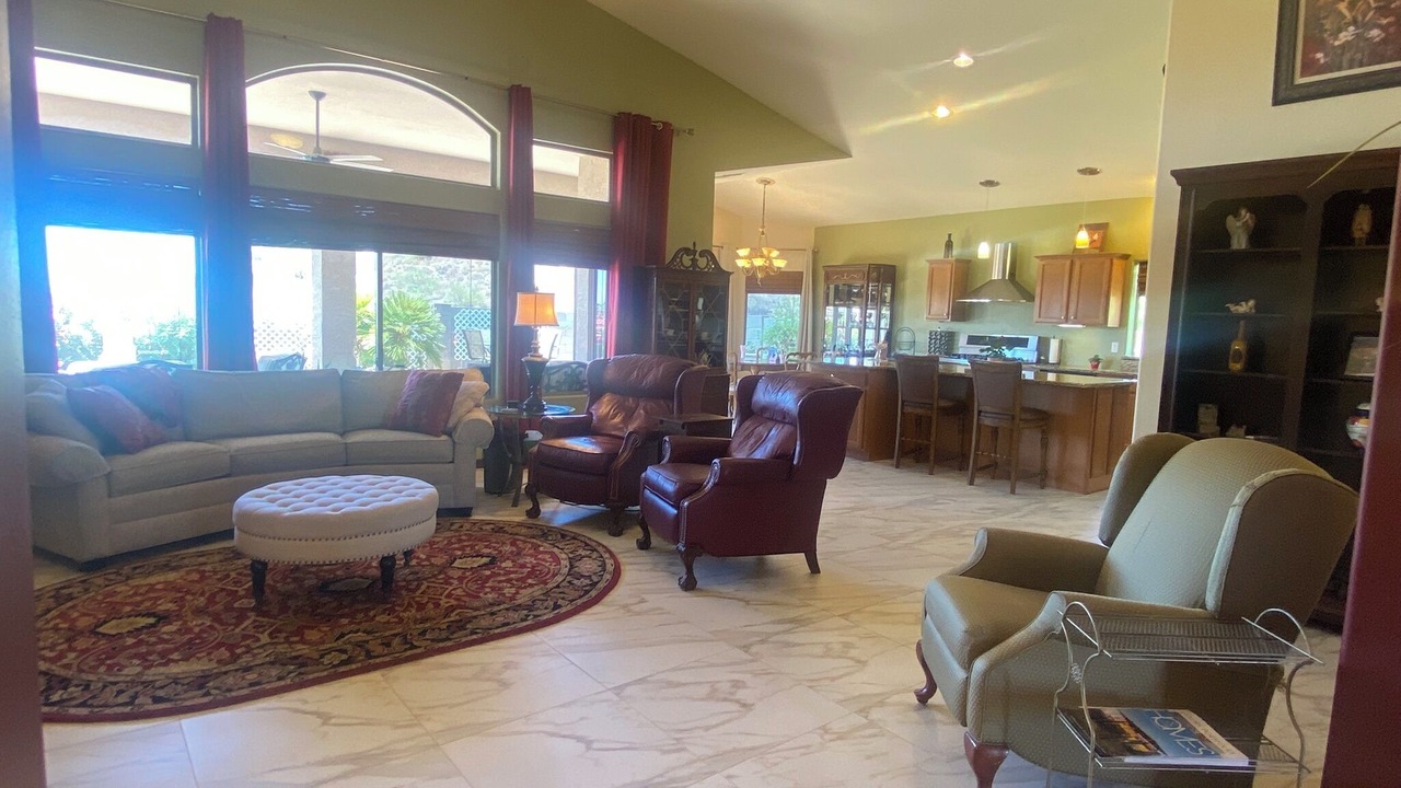 Photo of Livingroom in Saddlebrooke