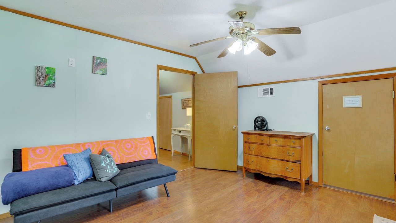 Photo of Livingroom in Hemphill