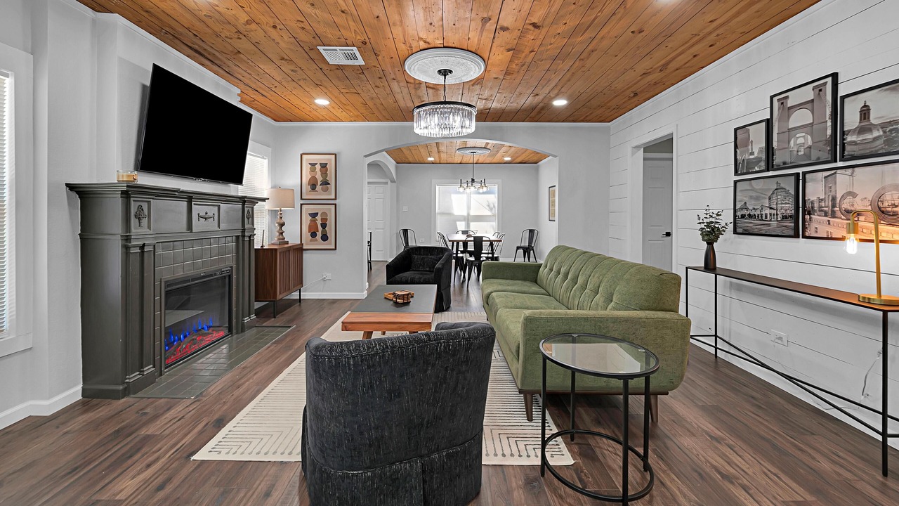 Photo of Livingroom in Waco