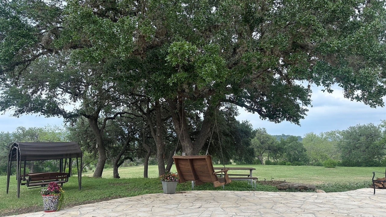 Photo of Outdoor in Leakey