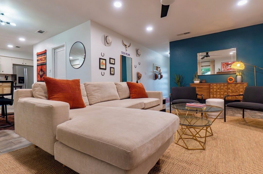 Photo of Livingroom in Sweetbriar