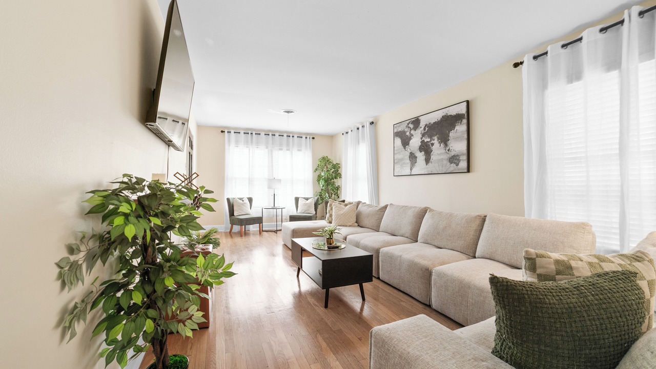 Photo of Livingroom in Hancock