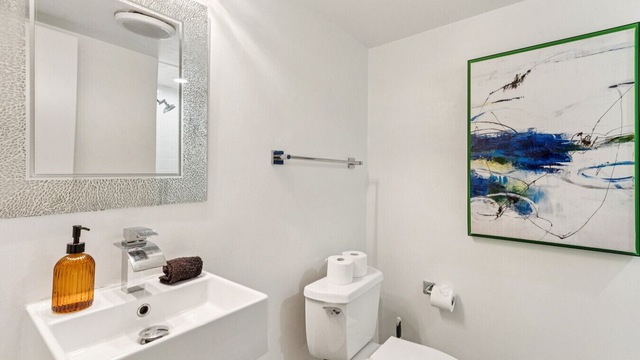 Photo of Bathroom in Oak Lawn