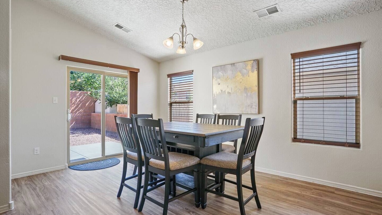 Photo of Livingroom in Rio Rancho