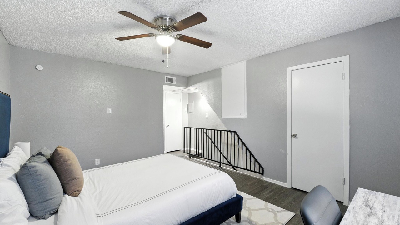 Photo of Bedroom in South Arlington