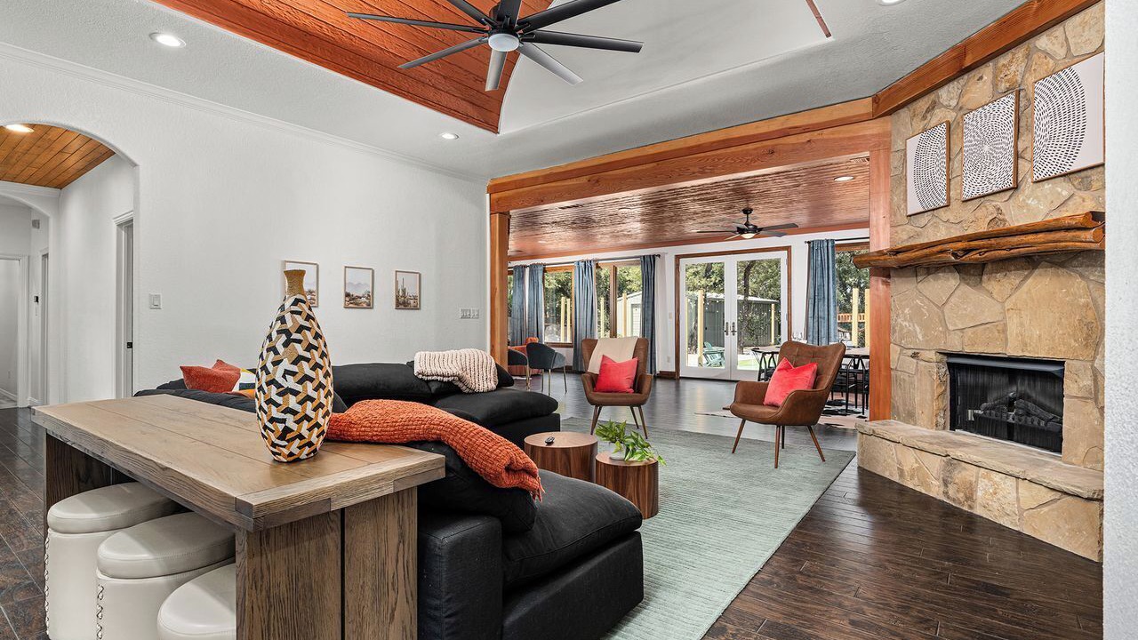 Photo of Livingroom in Fort Worth