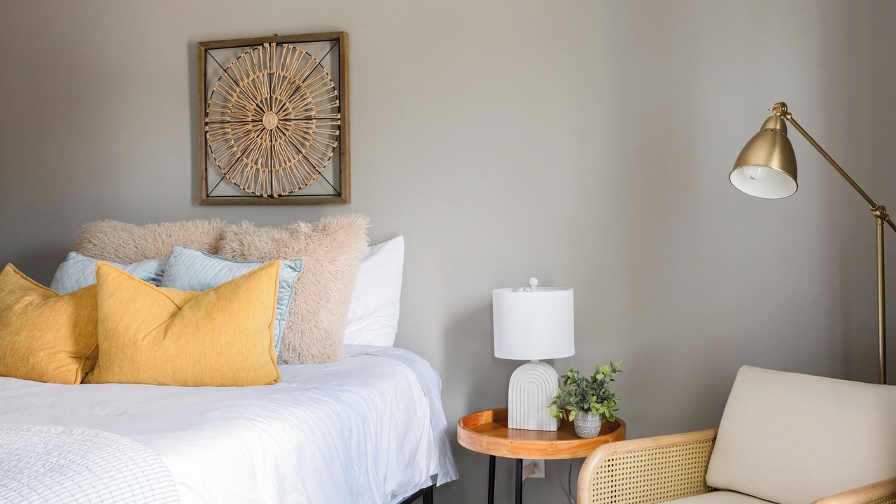 Photo of Bedroom in Downtown