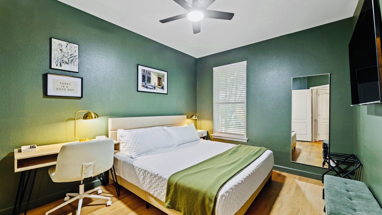 Photo of Bedroom in The Colony