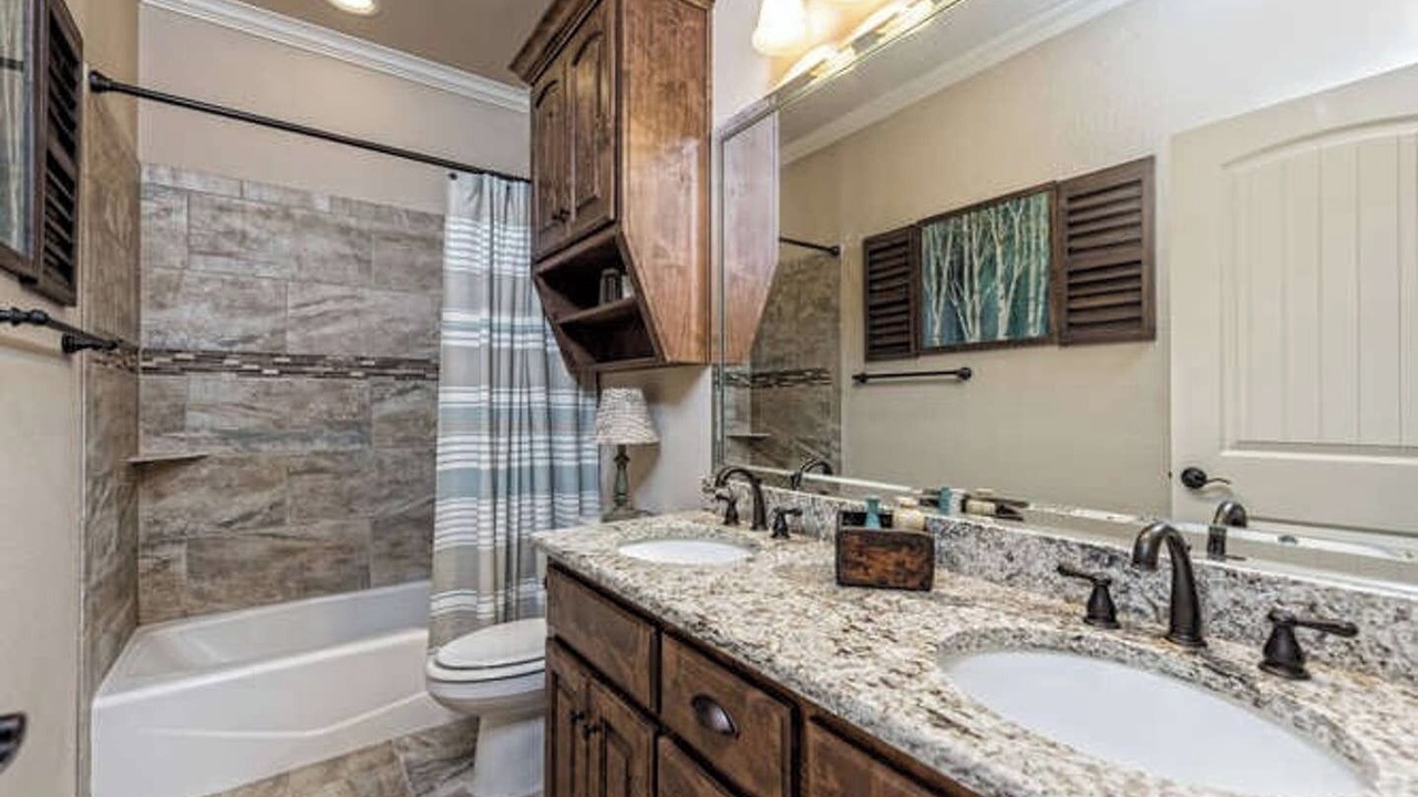 Photo of Bathroom in Hewitt