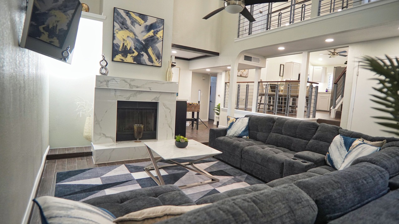 Photo of Livingroom in Biggs Field