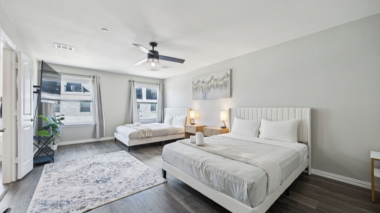 Photo of Bedroom in Farmers Branch