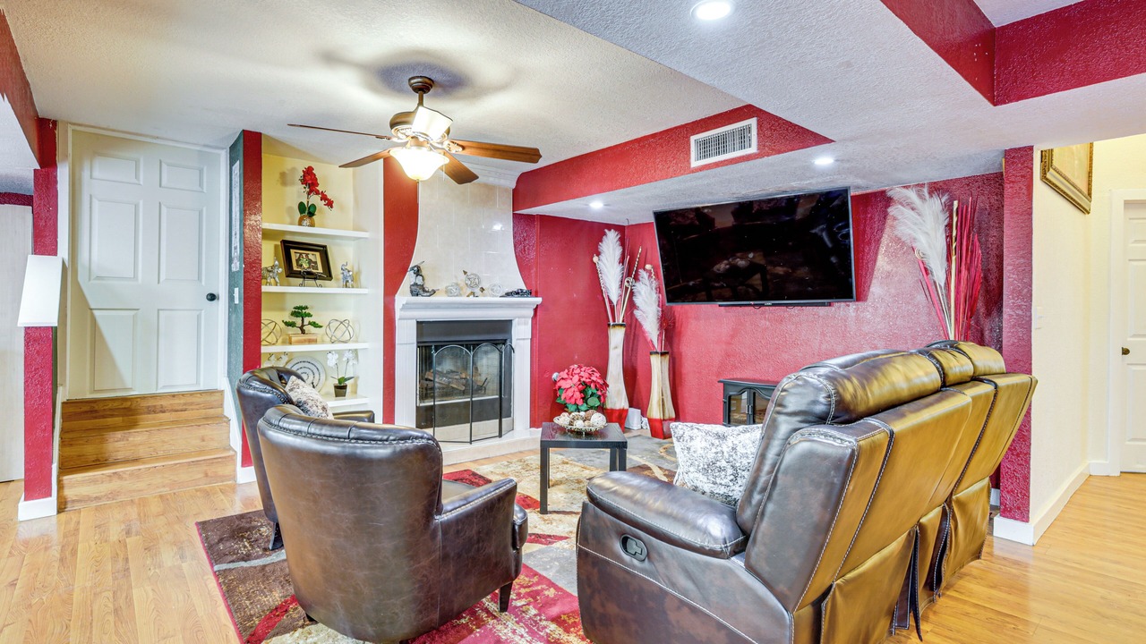Photo of Livingroom in Biggs Field