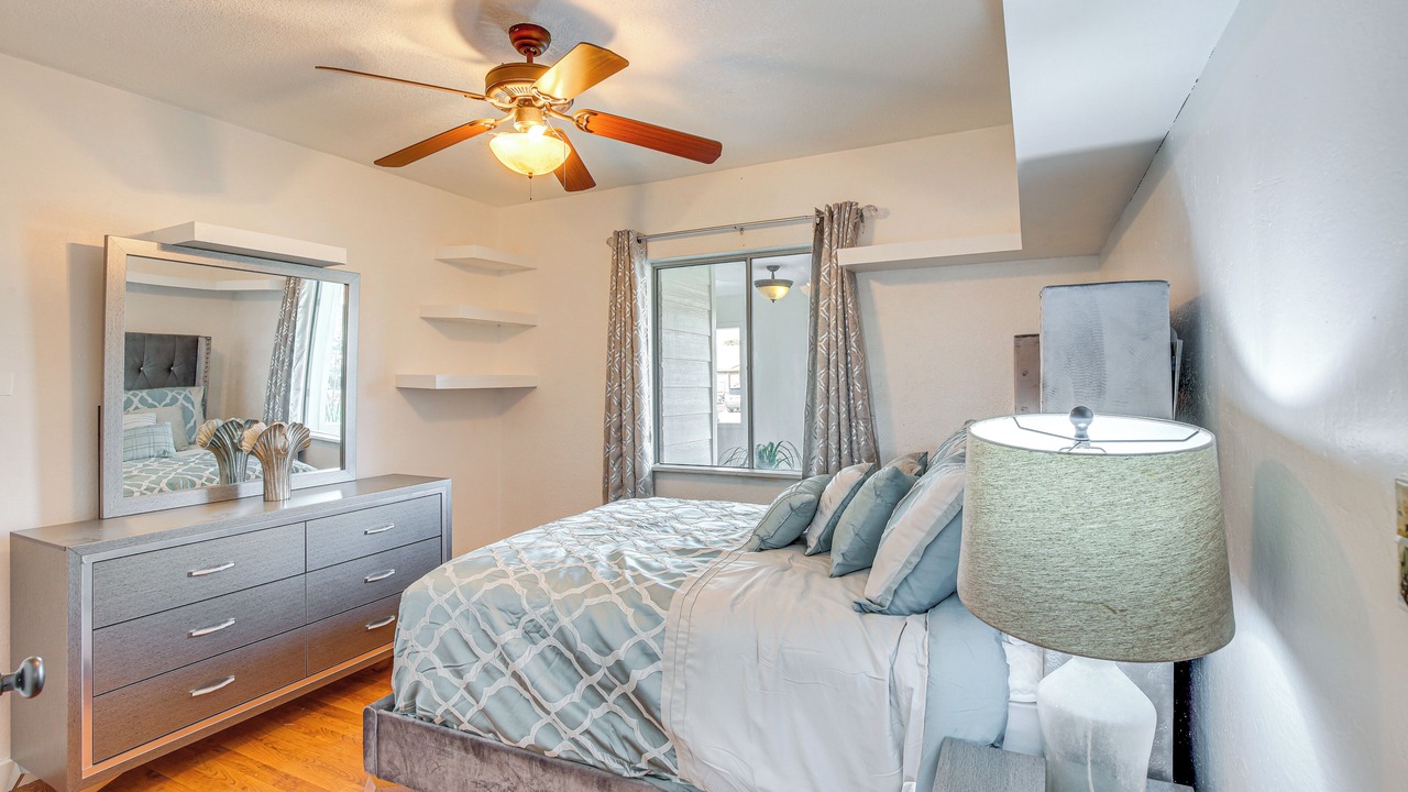 Photo of Bedroom in Biggs Field