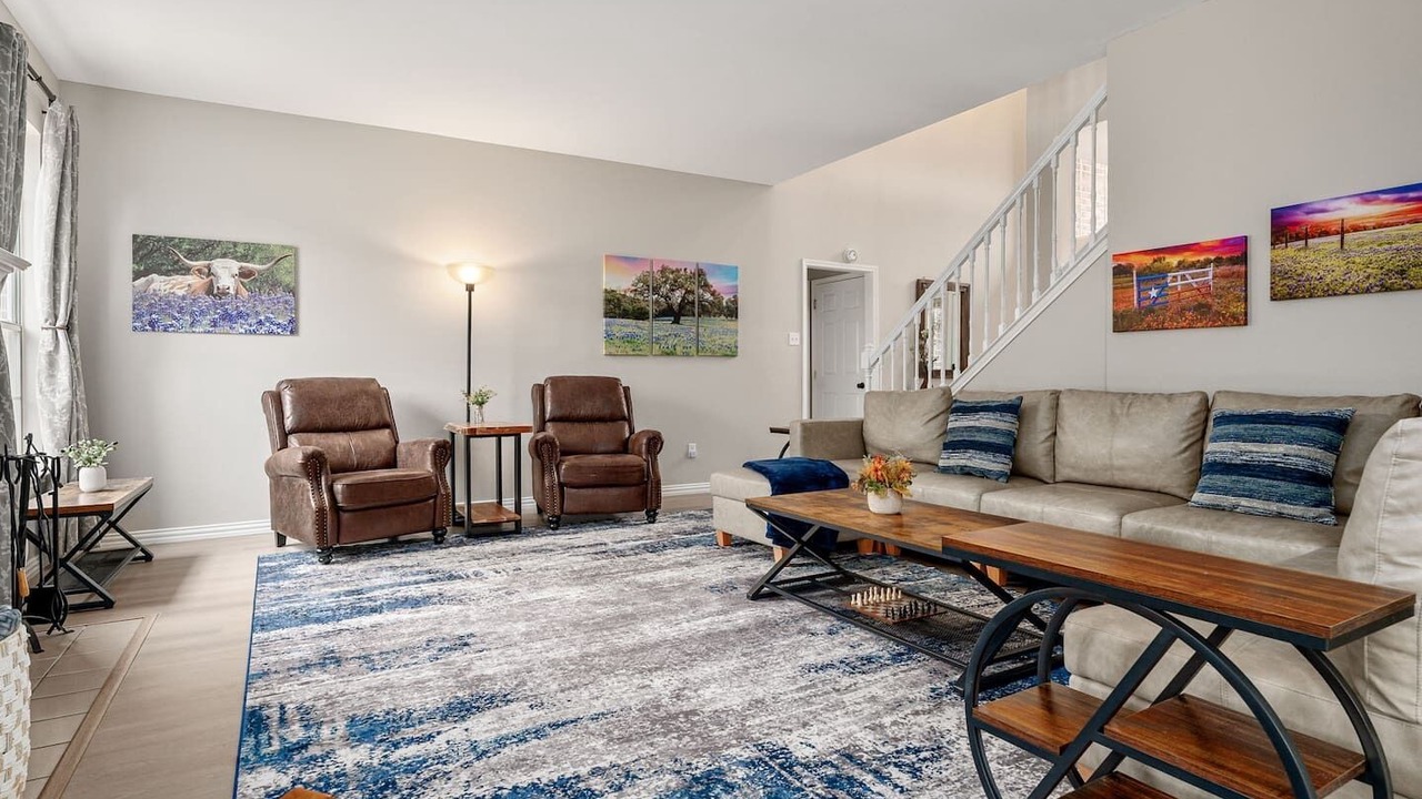 Photo of Livingroom in Keller