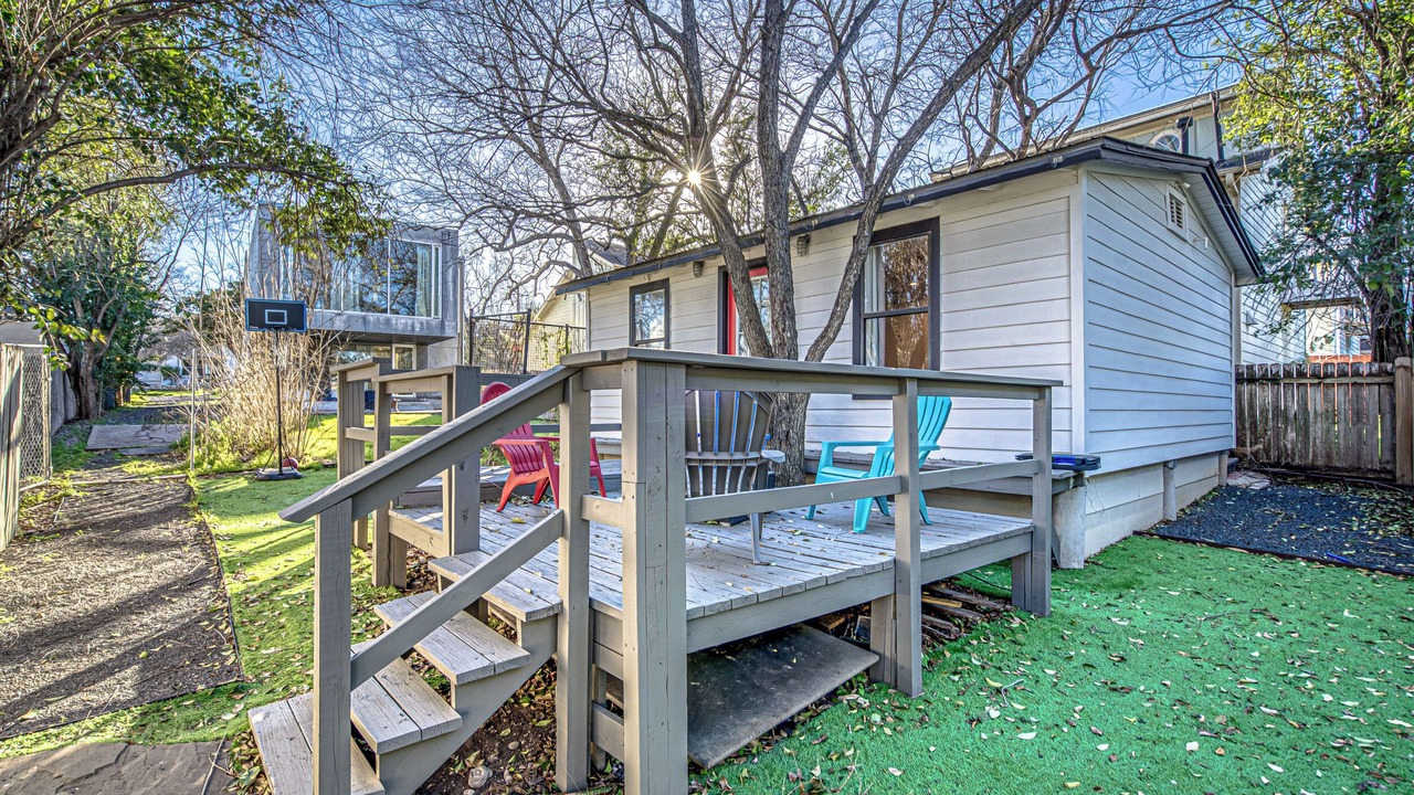 Photo of Patio Balcony in Dawson