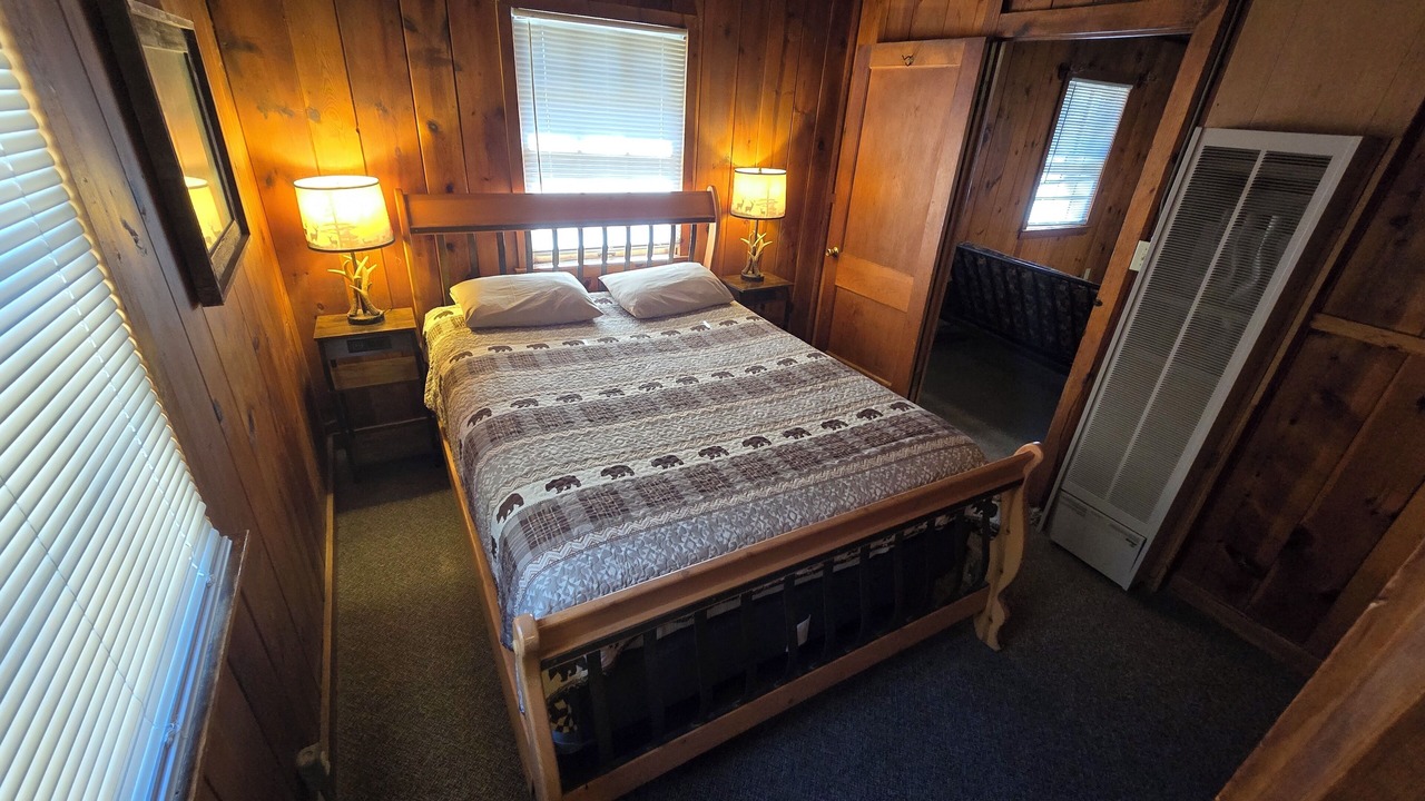 Photo of Bedroom in Mayhill