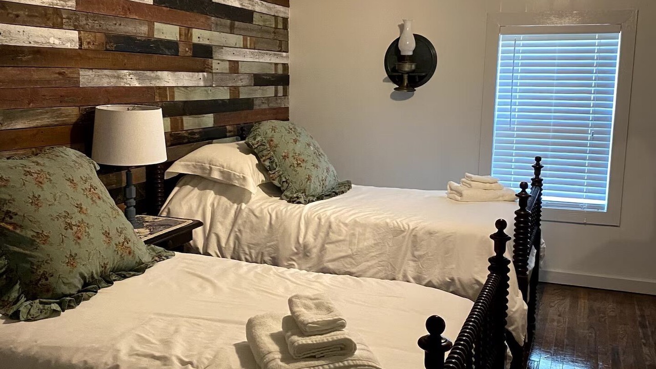 Photo of Bedroom in Grand Saline