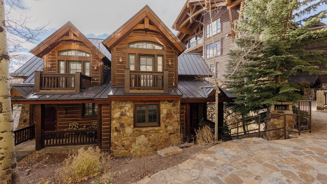 Photo of Outdoor in Mountain Village