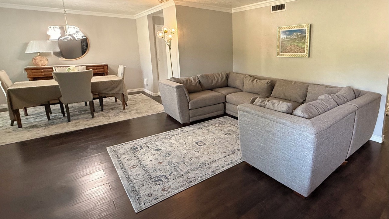 Photo of Livingroom in Lake Highlands