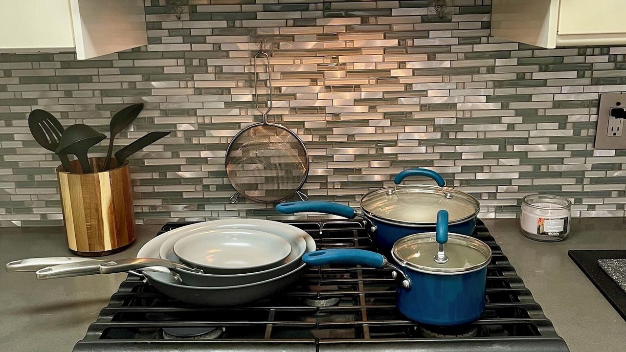 Photo of Kitchen in Greater South River City