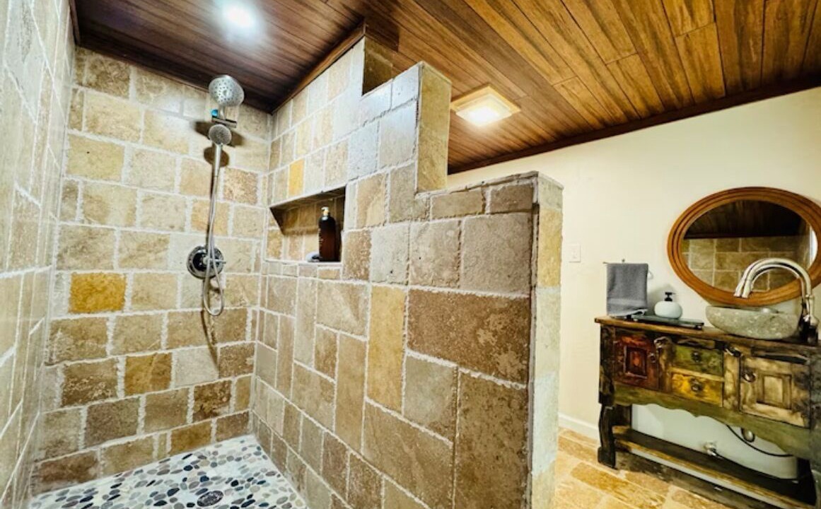 Photo of Bathroom in Biggs Field