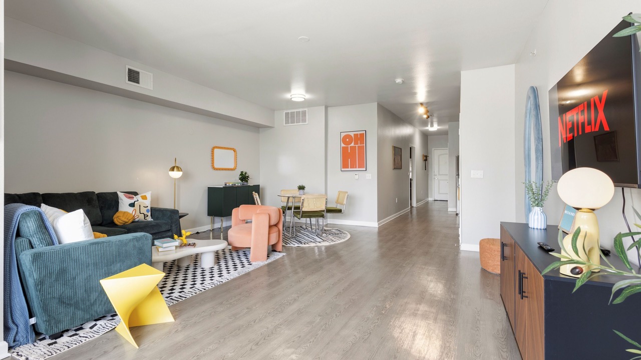 Photo of Livingroom in Far North Dallas